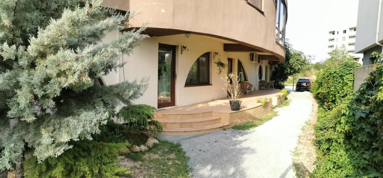 Vila Zuzette Hotel Constanta Exterior photo